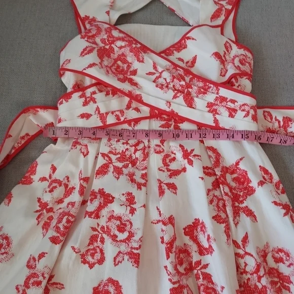 Jessica Simpson White and Pink Cut out Print Pleated dress Sz-8 - Picture 7 of 10